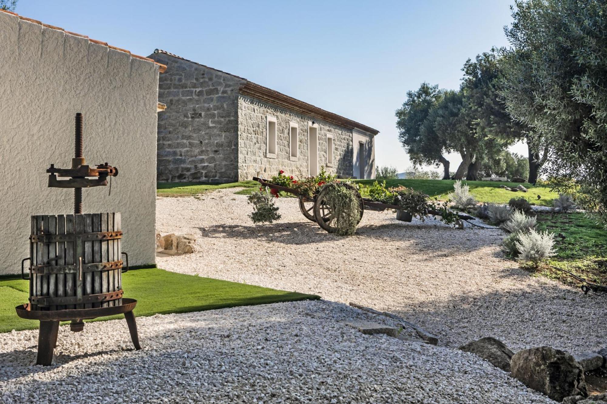 Uddastri Retreat Arzachena Exteriér fotografie